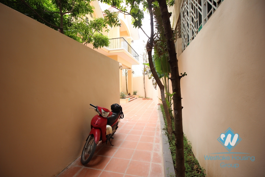 Beautiful house for rent near Lotte center, Ba Dinh, Ha Noi